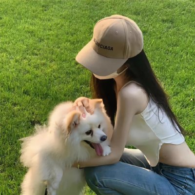 中间的房子